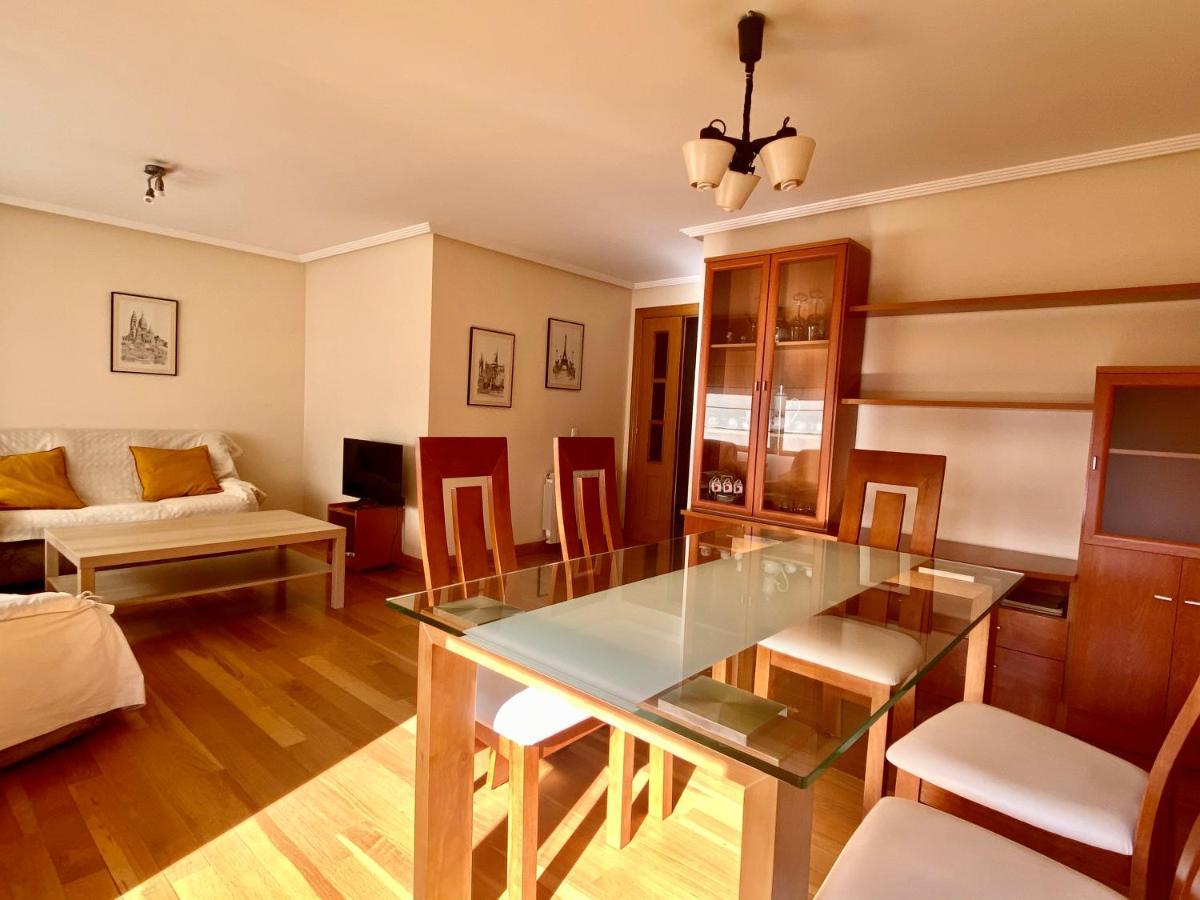 Apartamento Housingleón - San Marcos con garaje Exterior foto